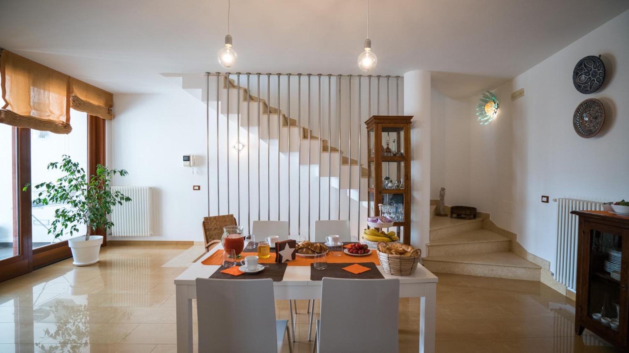 ポリニャーノ・ア・マーレ Il Vicoletto Bed & Breakfast エクステリア 写真