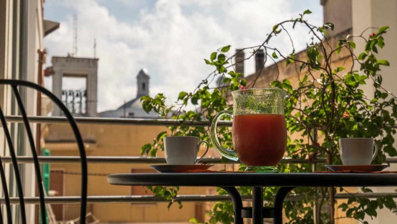 ポリニャーノ・ア・マーレ Il Vicoletto Bed & Breakfast エクステリア 写真